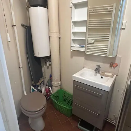 Cosy Proche Du Metro 파리
